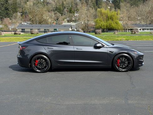 Used 2024 Tesla Model 3 Performance image 4