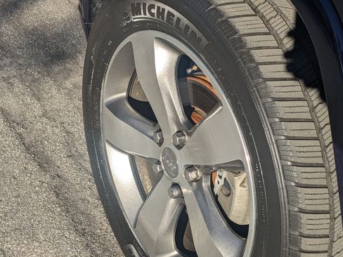 Used 2014 Jeep Grand Cherokee Overland image 15