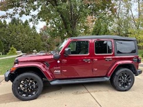 Used 2021 Jeep Wrangler Unlimited Sahara w/ Cold Weather Group image 1