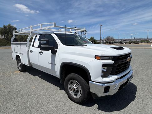 Used 2024 Chevrolet Silverado 2500 W/T w/ WT Convenience Package image 1