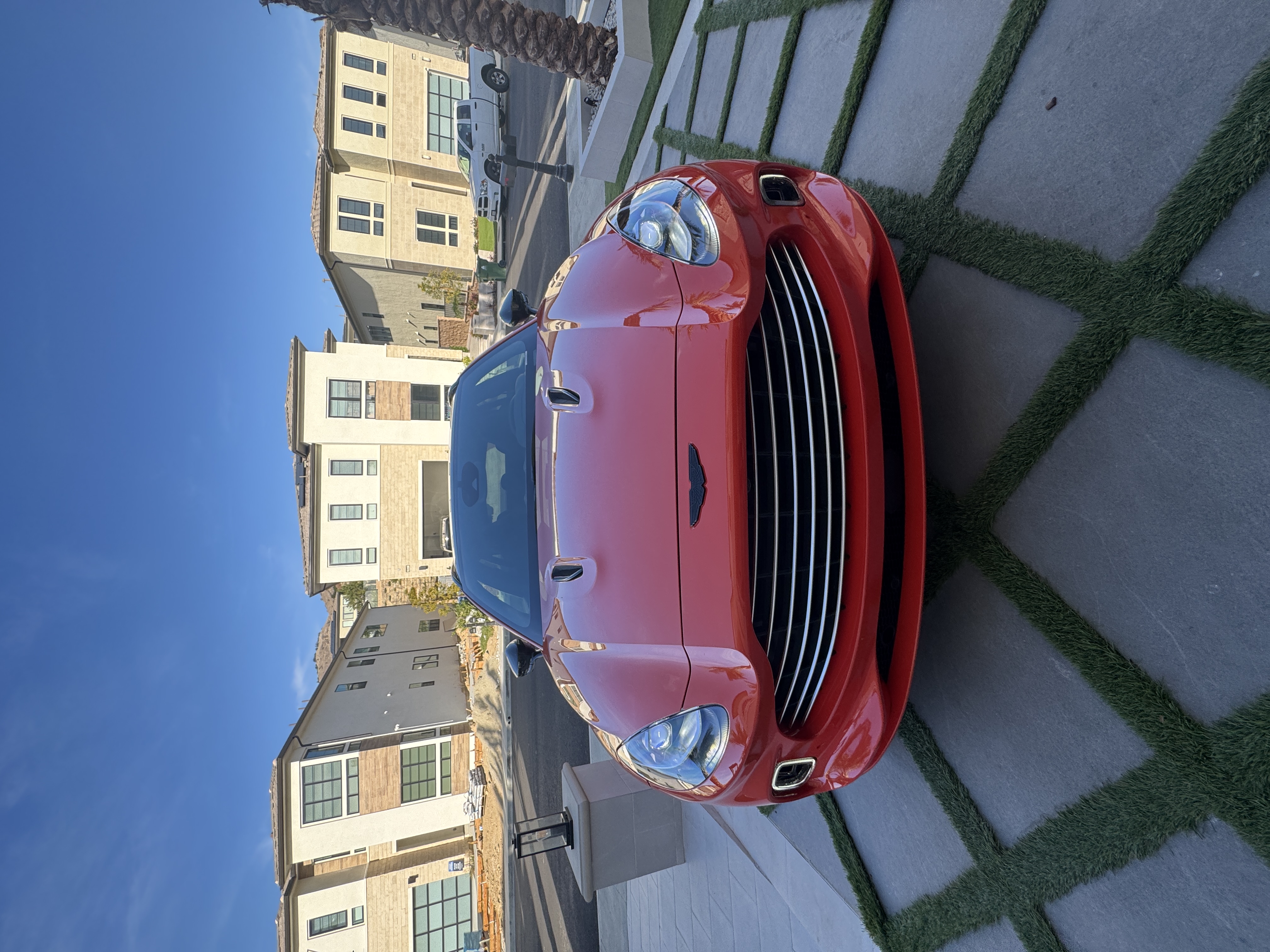Used 2023 Aston Martin DBX AWD/4WD image 4