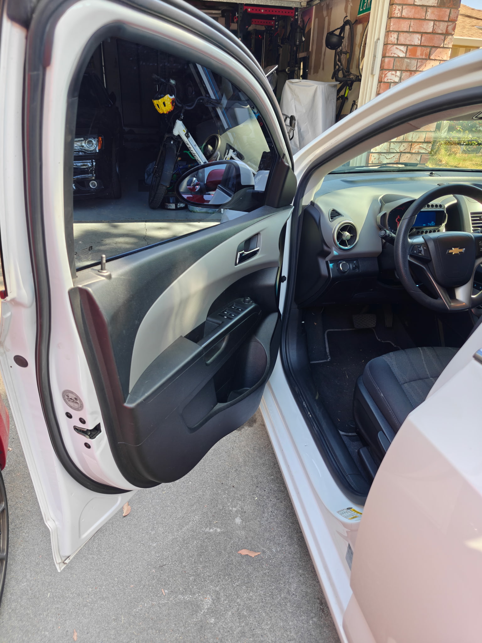 Used 2013 Chevrolet Sonic LT FWD image 13
