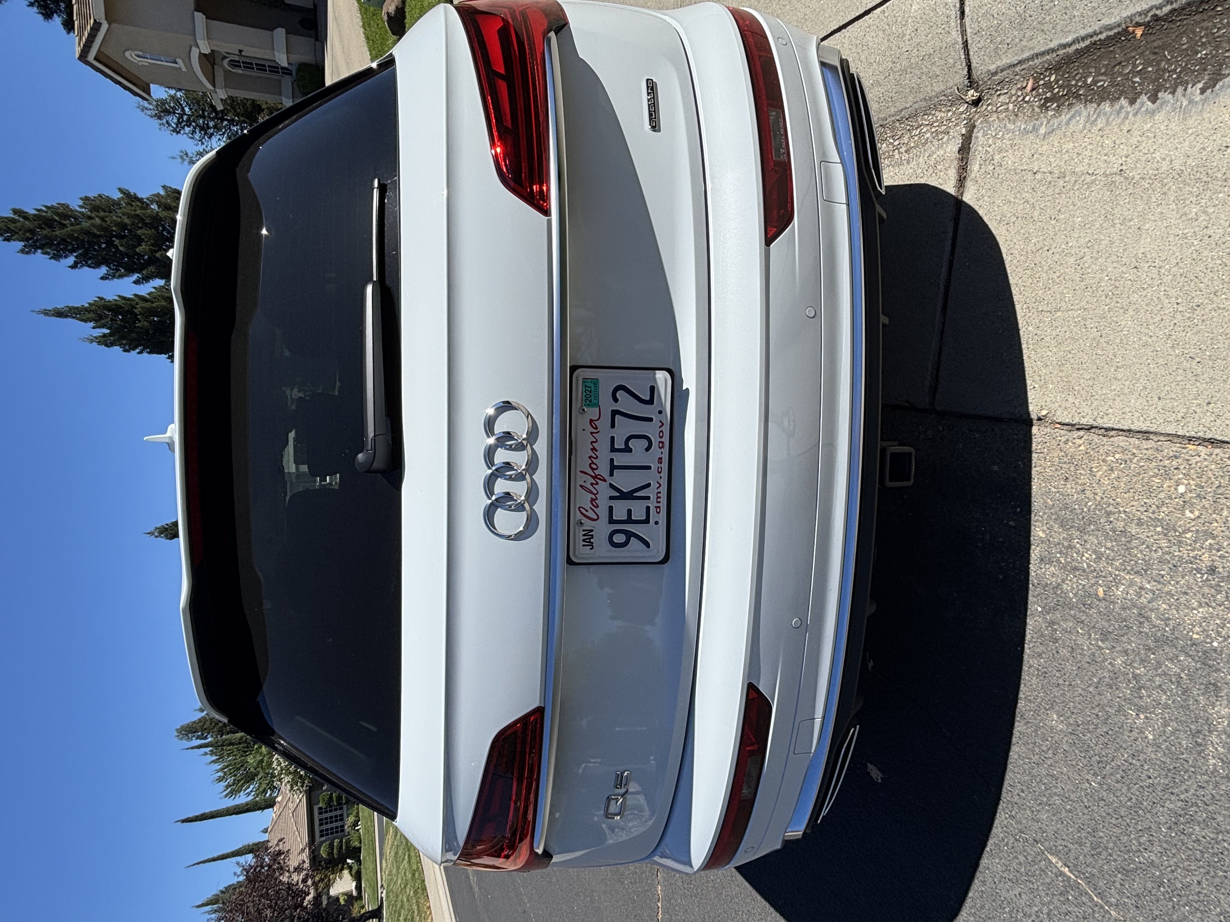 Used 2023 Audi Q5 e Premium Plus w/ Premium Plus Package AWD/4WD image 11