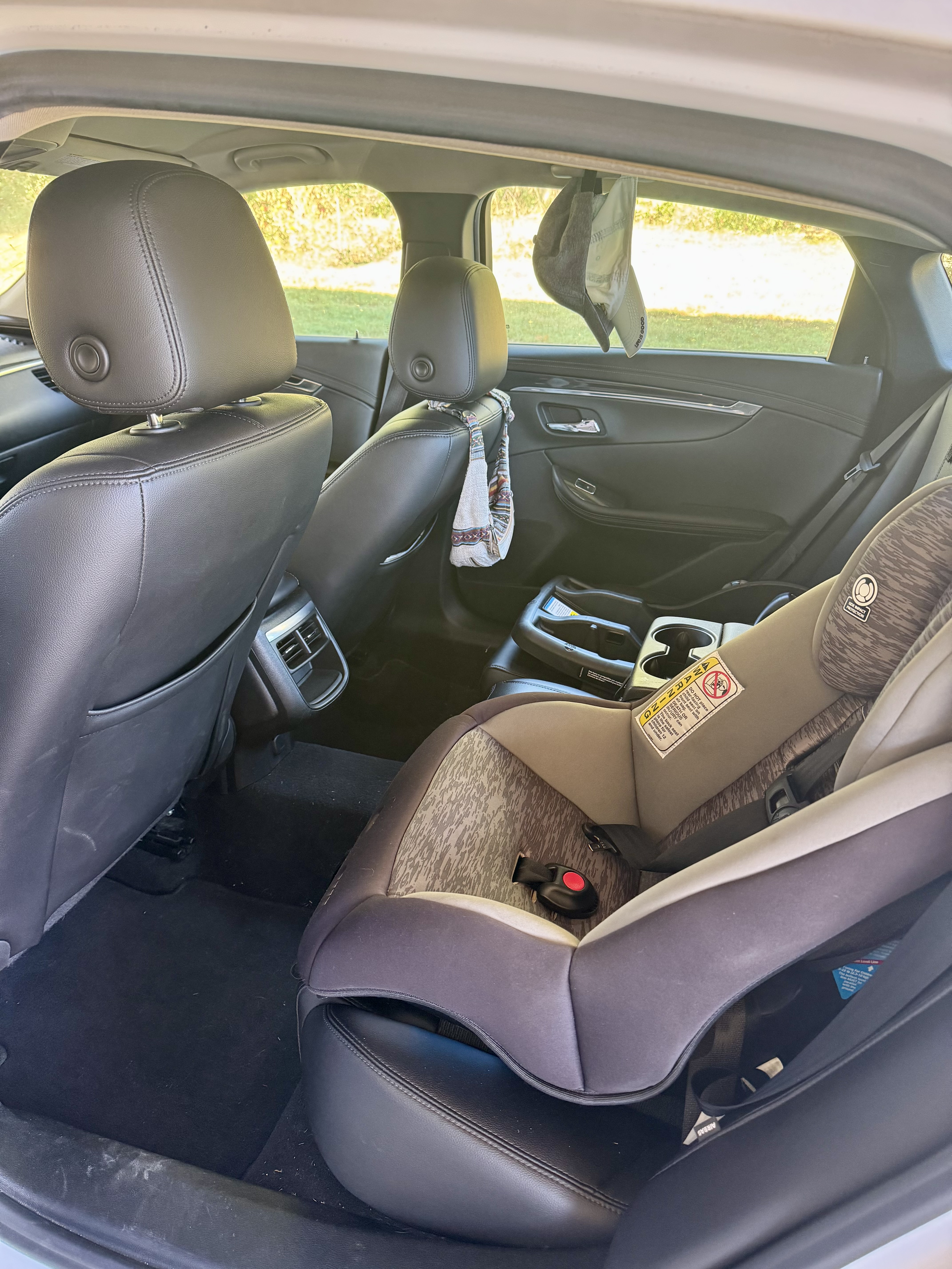 Used 2017 Chevrolet Impala LT w/ Convenience Package FWD image 11