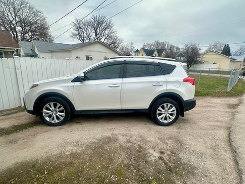 Used 2013 Toyota RAV4 Limited image 1