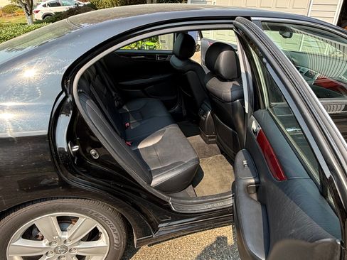 Used 2005 Lexus ES 330 w/ Preferred Accessory Pkg FWD image 8
