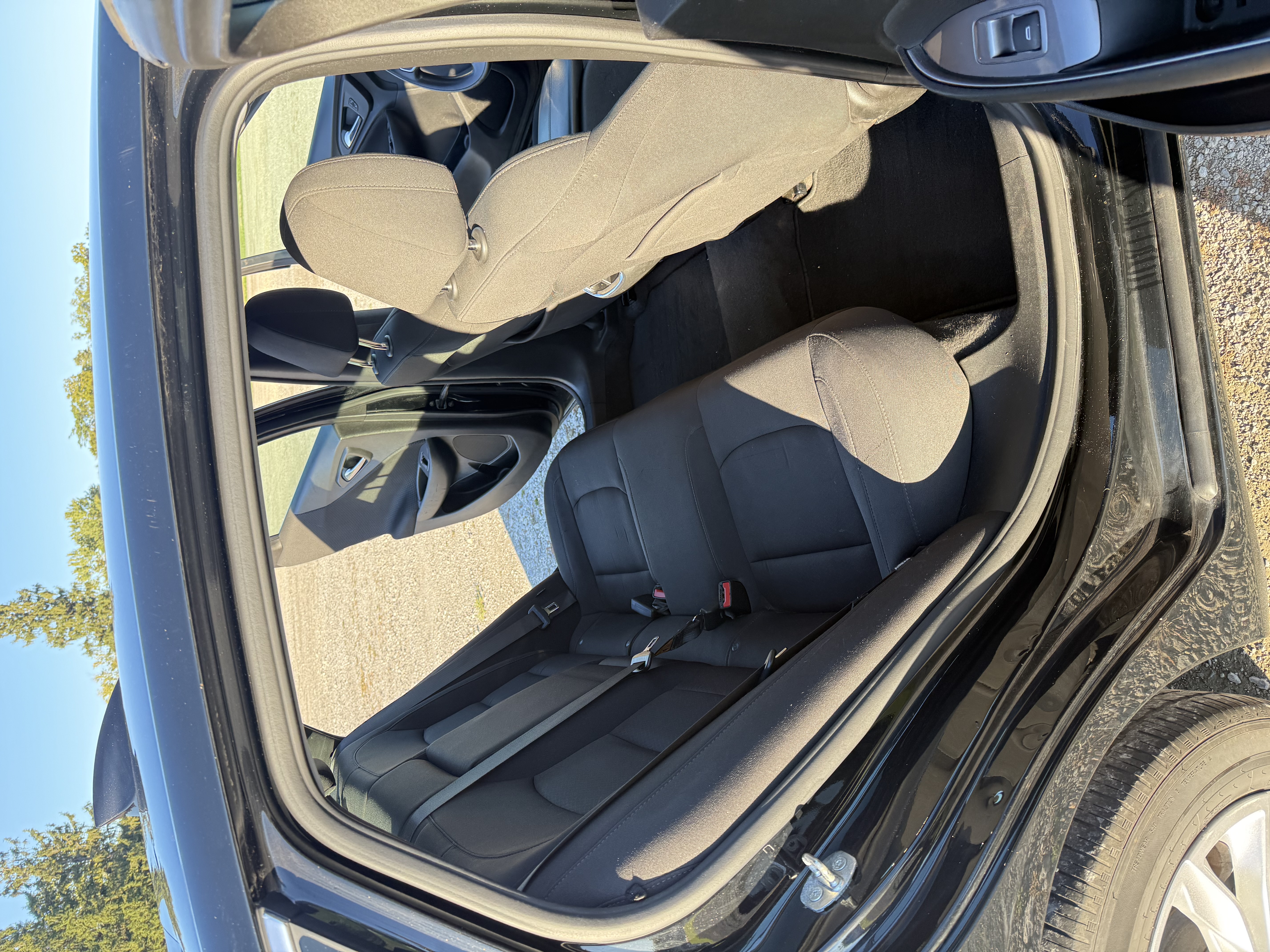 Used 2021 Chevrolet Malibu LT FWD image 12