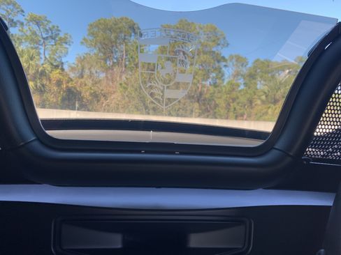 Used 2002 Porsche Boxster S image 18