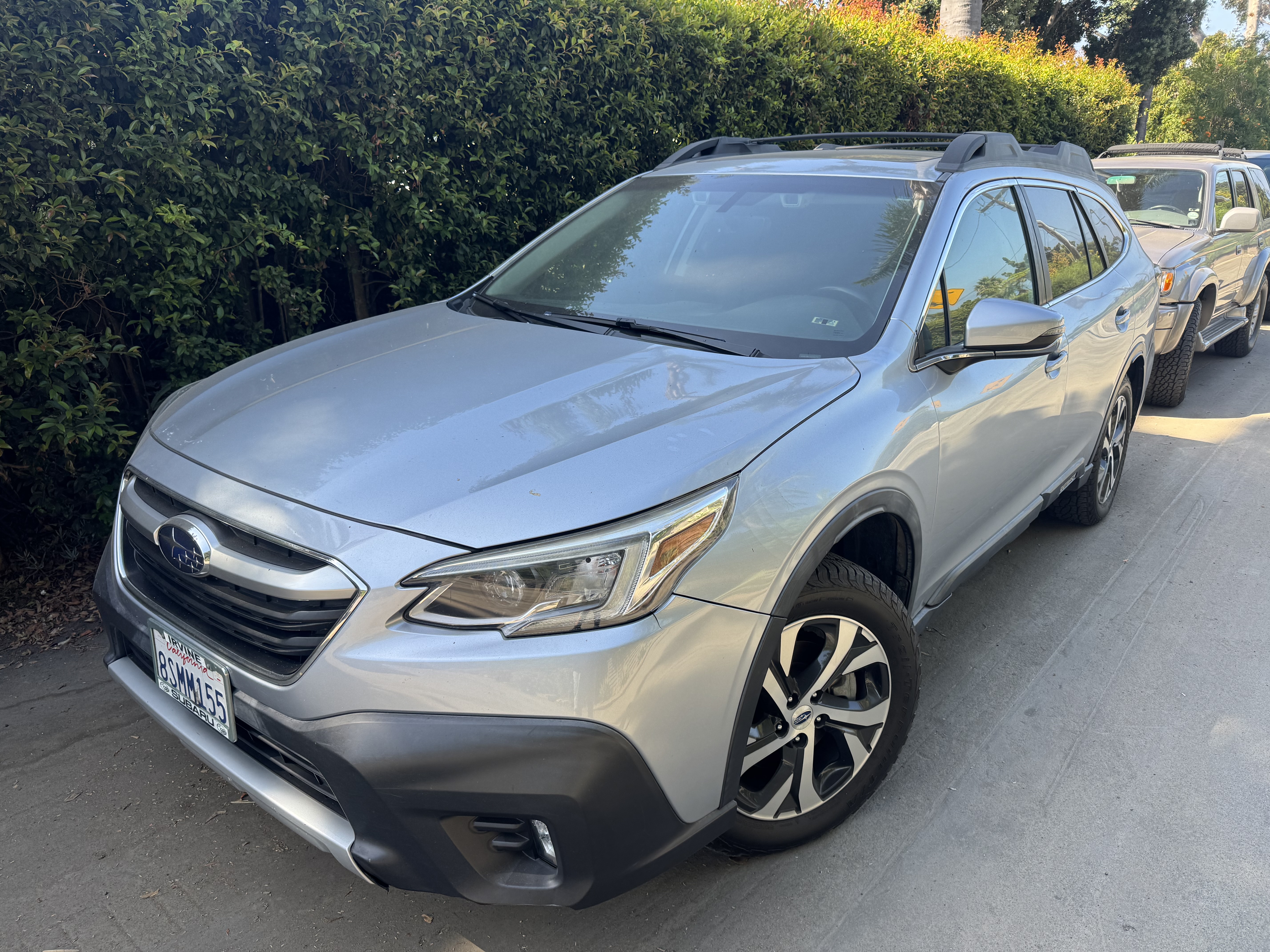 Used 2020 Subaru Outback Limited w/ Tech Package 2 AWD/4WD image 1