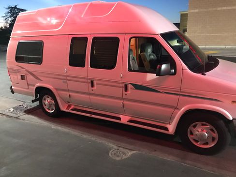 Used 1999 Ford E-350 and Econoline 350 Extended Super Duty RWD image 15