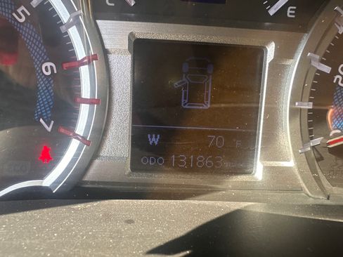 Used 2016 Toyota 4Runner SR5 image 9