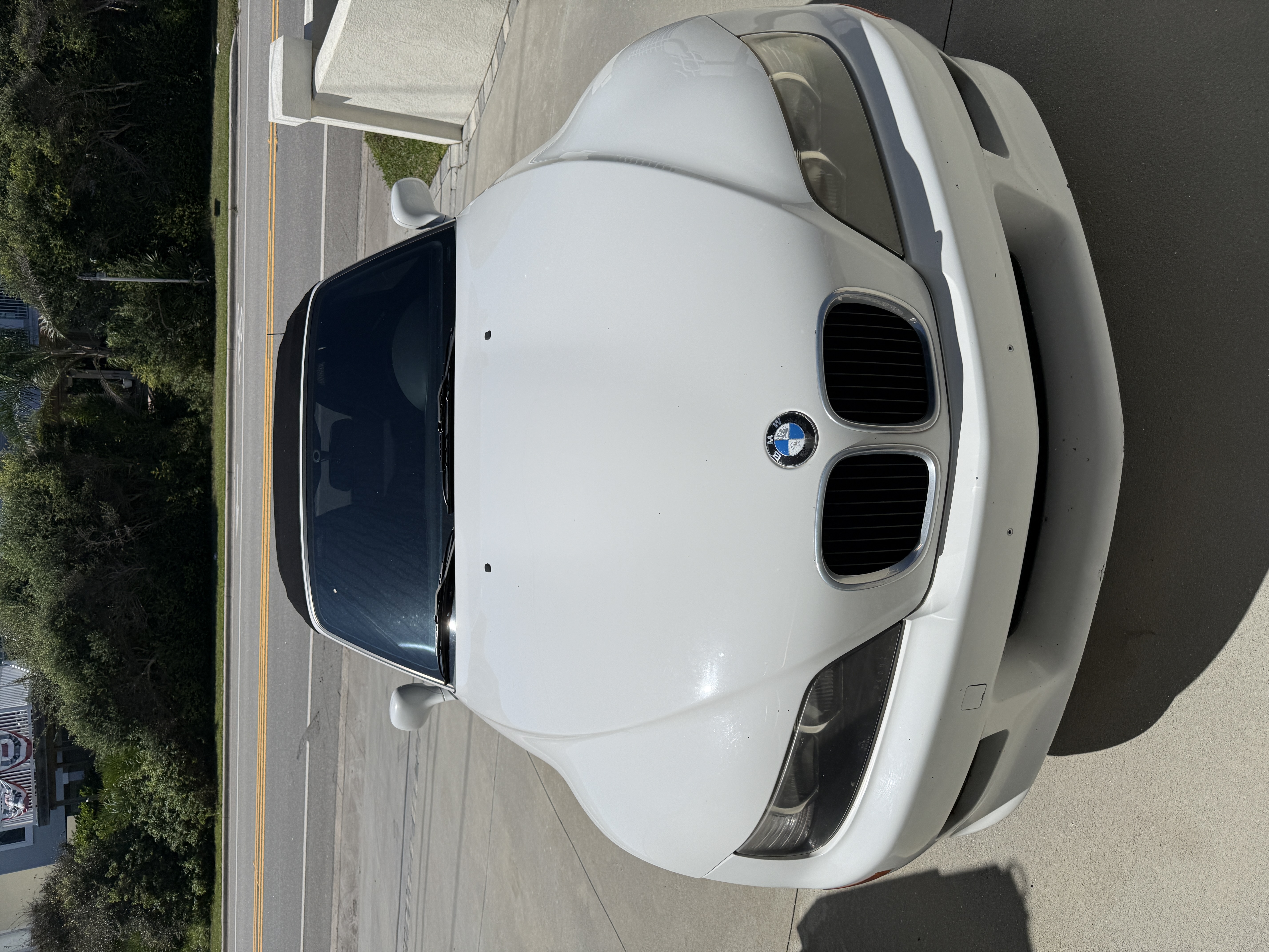 Used 2000 BMW Z3 2.5i RWD image 2