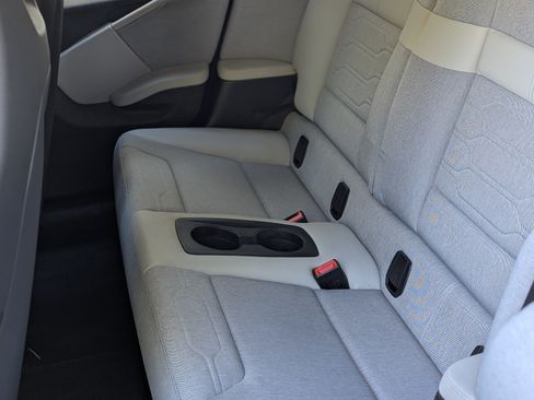 Used 2015 BMW i3 image 12