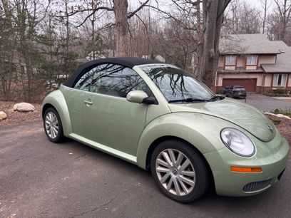 Used 2008 Volkswagen Beetle SE