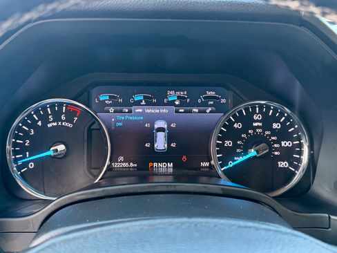 Used 2019 Ford Expedition Max Platinum image 8