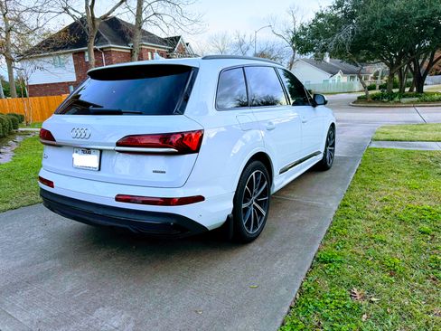 Used 2020 Audi Q7 3.0T Prestige image 8