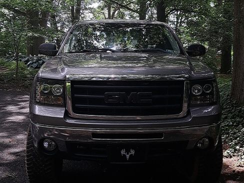 Used 2009 GMC Sierra 1500 SLE w/ Power Pack Plus image 8