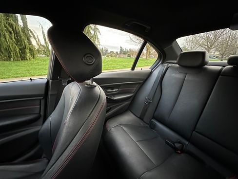 Used 2012 BMW 328i Sedan image 17