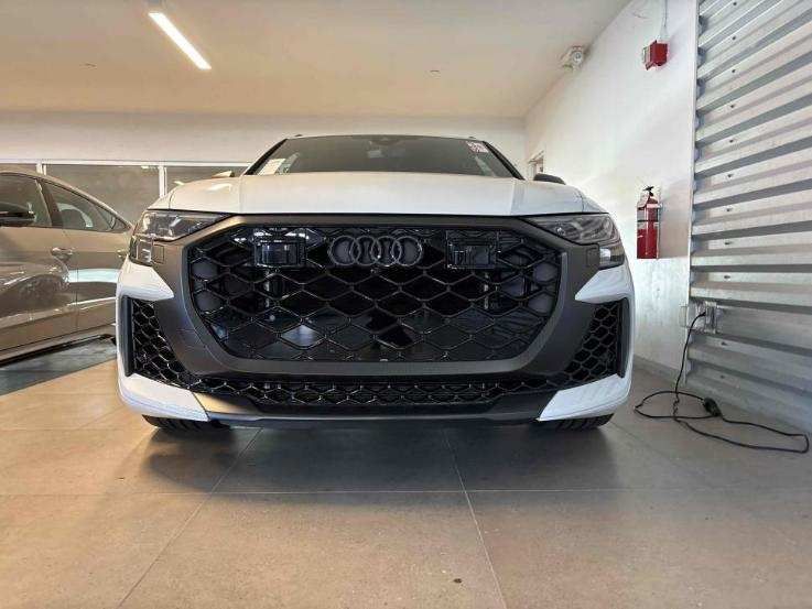 Used 2025 Audi RS Q8 performance AWD/4WD image 6
