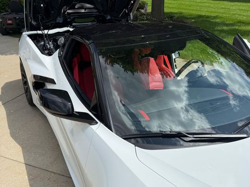 Used 2023 Chevrolet Corvette Stingray Preferred Conv w/ Z51 Performance Package RWD image 13