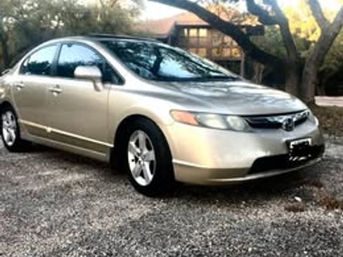 Used 2007 Honda Civic EX image 2