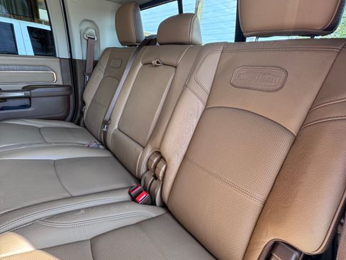 Used 2024 RAM 3500 Limited image 5