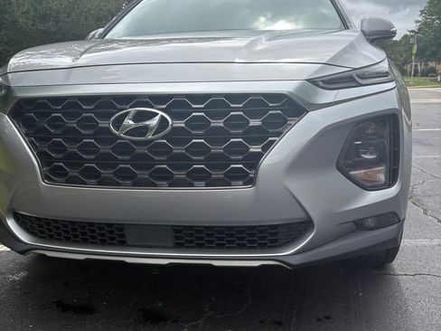 Used 2020 Hyundai Santa Fe SEL w/ Convenience + Premium Package FWD image 5