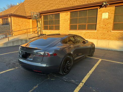 Used 2016 Tesla Model S 90D AWD/4WD image 2