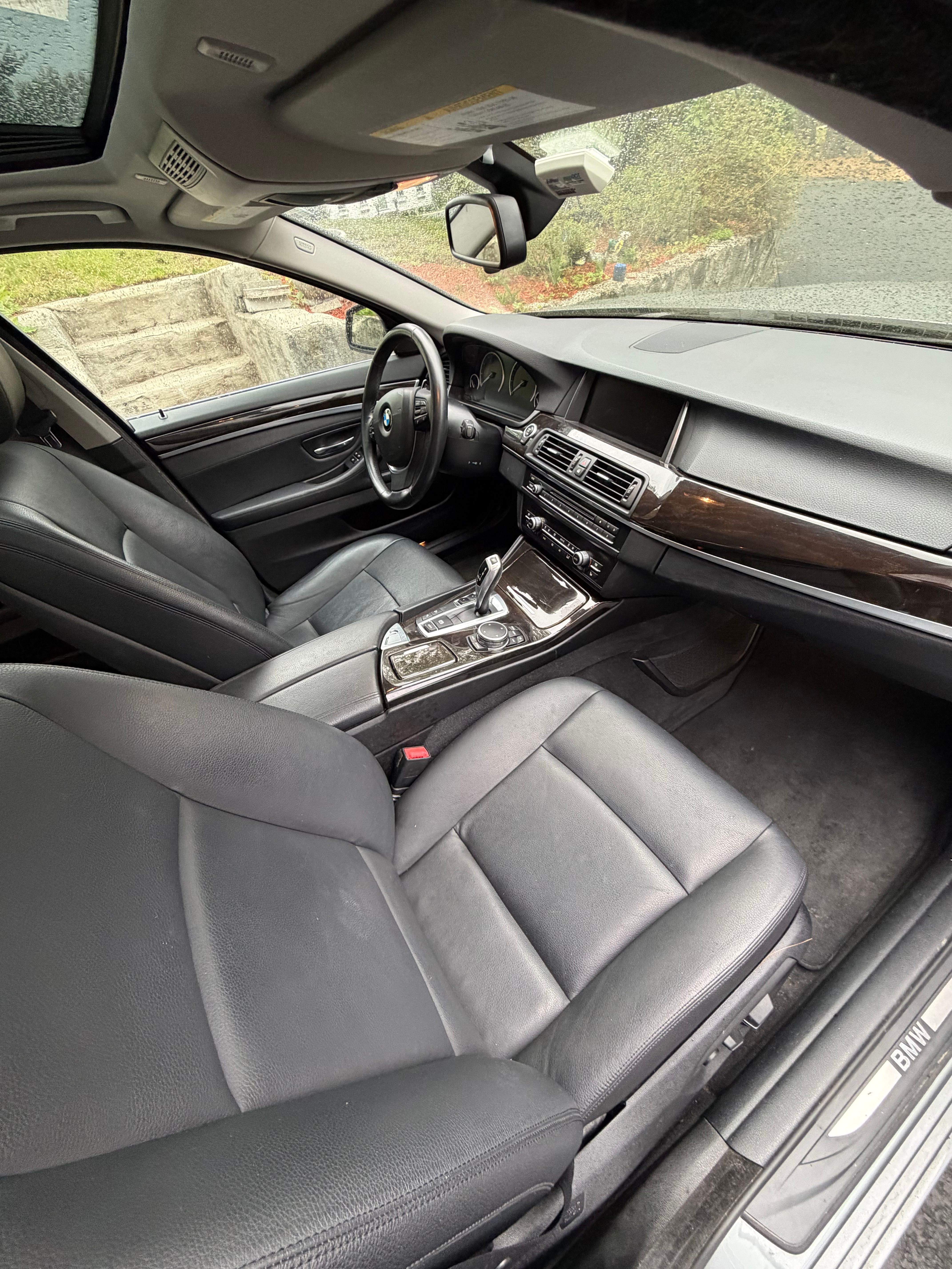 Used 2015 BMW 528i xDrive Sedan AWD/4WD image 9