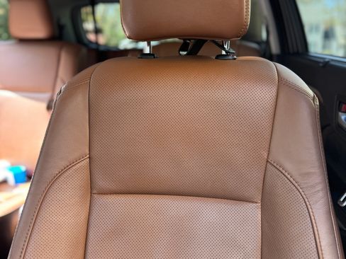 Used 2018 Toyota Highlander Limited image 11