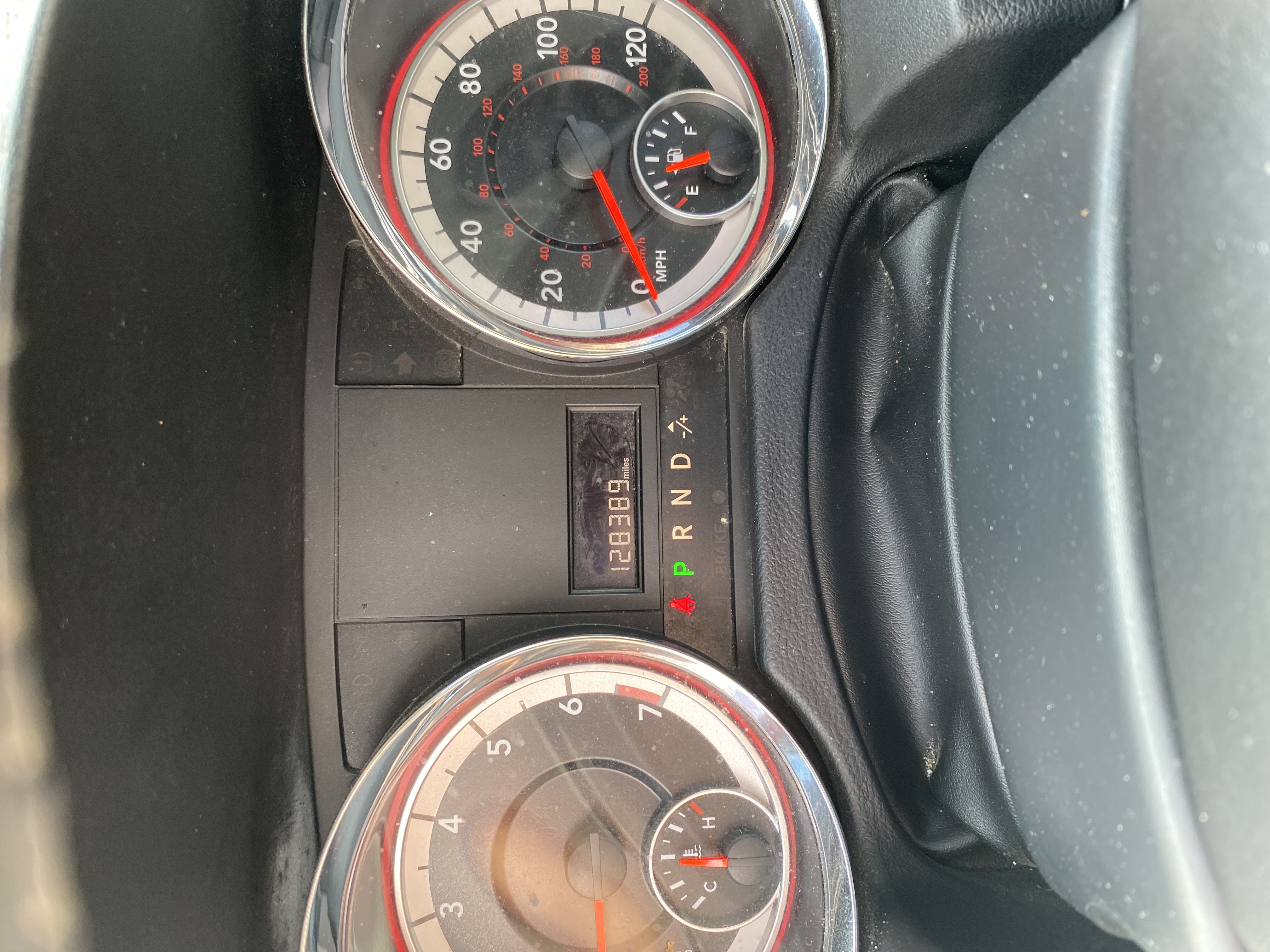 Used 2018 Dodge Grand Caravan SXT FWD image 4