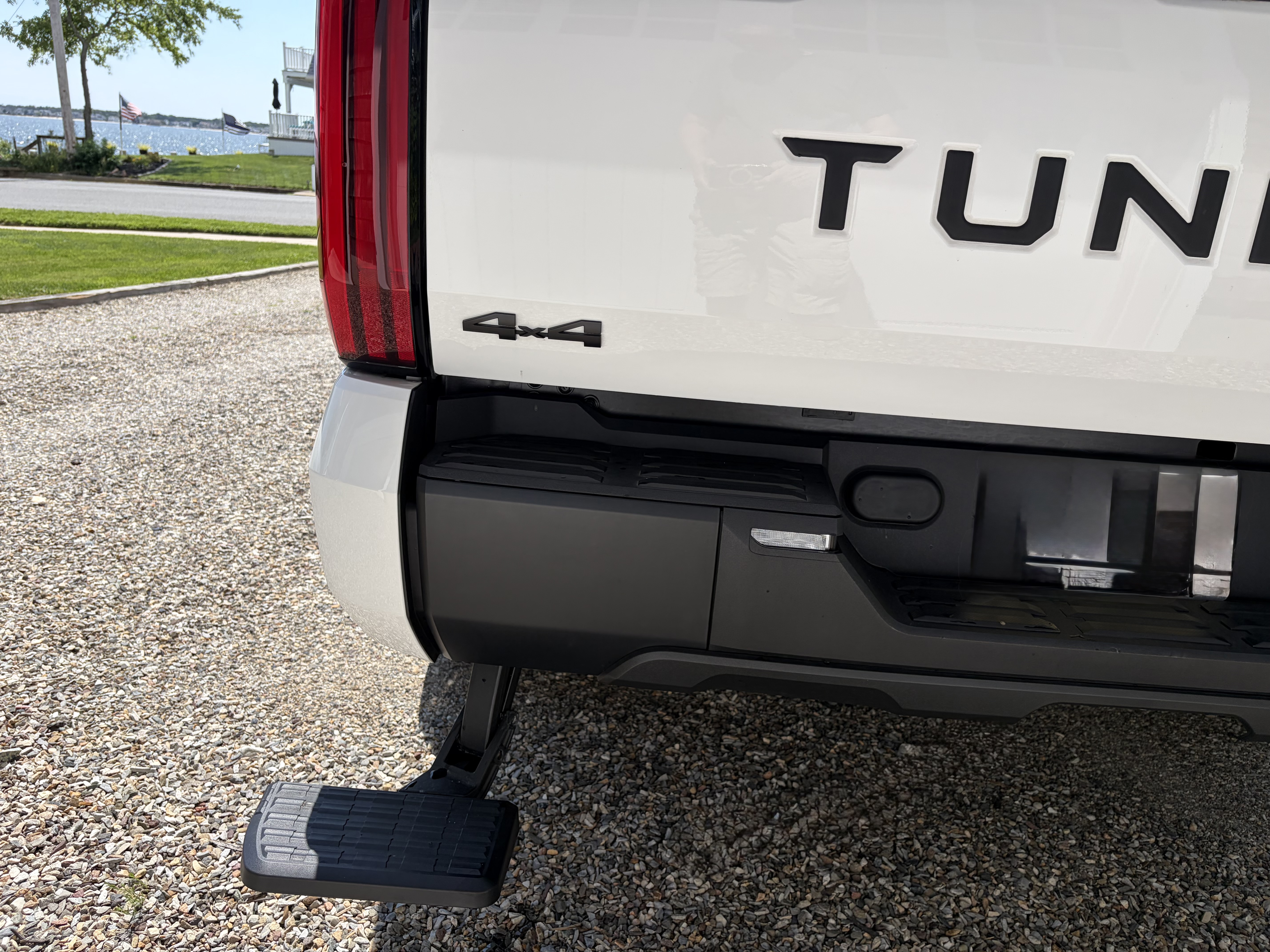 Used 2025 Toyota Tundra SR AWD/4WD image 12