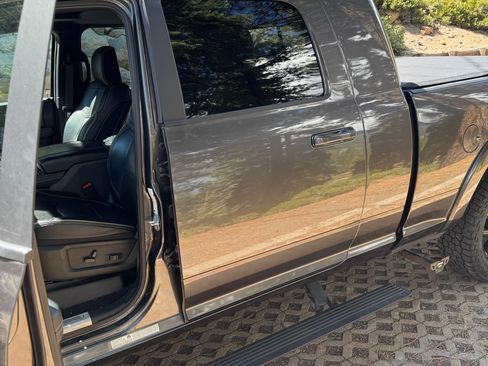 Used 2022 RAM 3500 Limited AWD/4WD image 5
