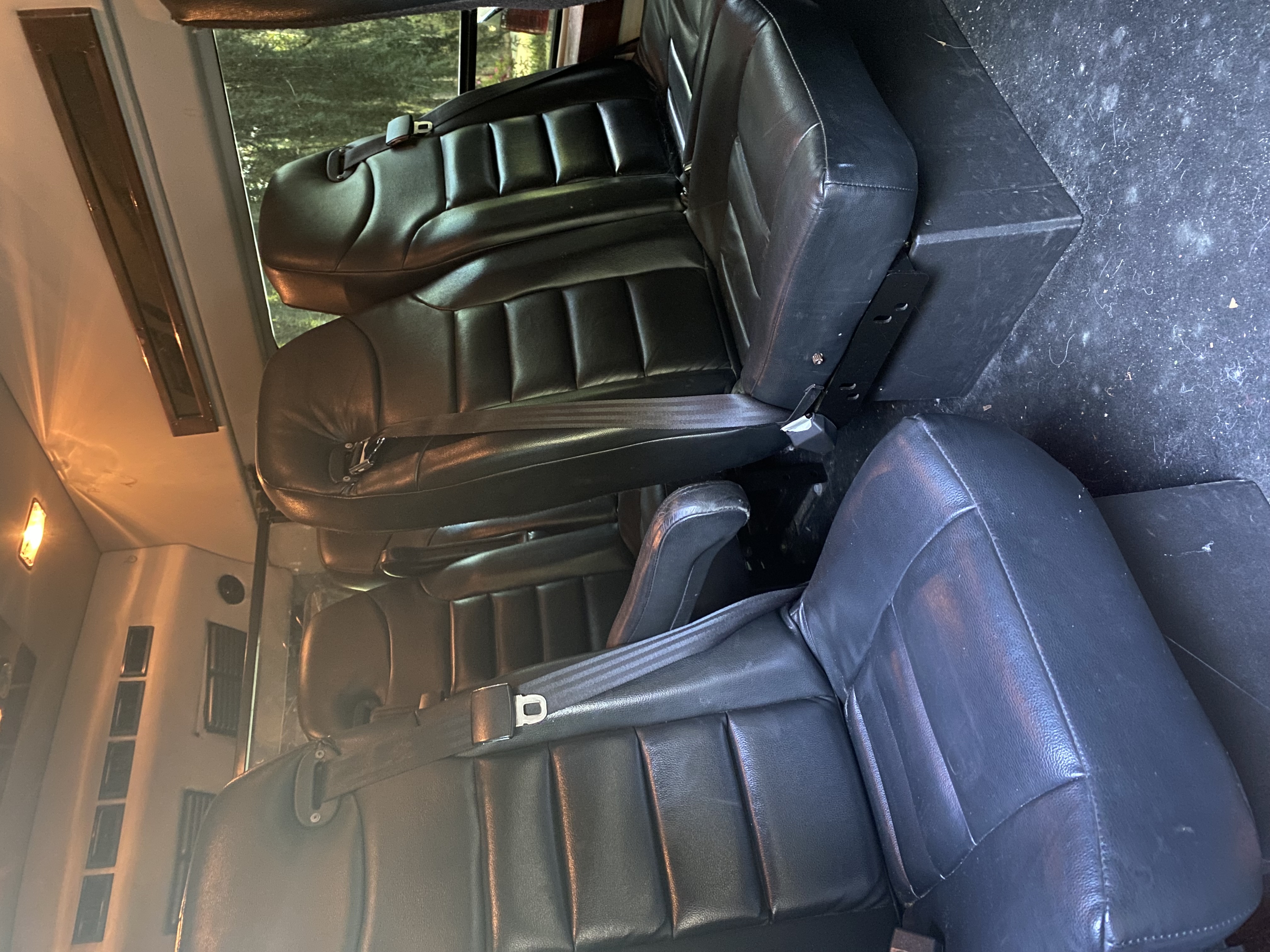 Used 2009 Ford E-250 and Econoline 250 Extended RWD image 10