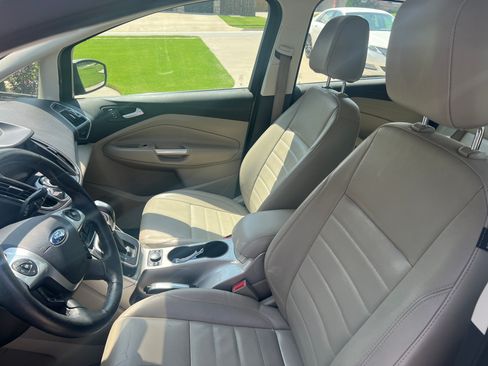 Used 2013 Ford C-MAX SEL FWD image 12