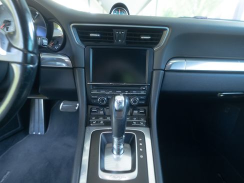 Used 2015 Porsche 911 Targa 4S image 25