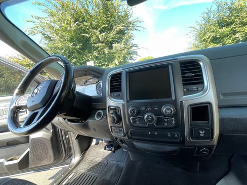 Used 2016 RAM 1500 Big Horn image 16