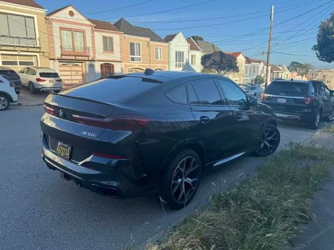 Used 2022 BMW X6 M50i w/ Executive Package image 2