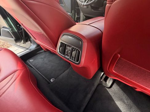 Used 2017 Maserati Levante S image 23