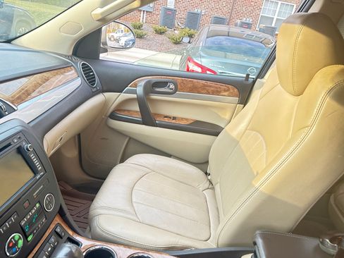 Used 2012 Buick Enclave Premium w/ Trailering Provision Package image 11