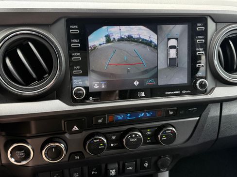 Used 2021 Toyota Tacoma TRD Pro AWD/4WD image 6