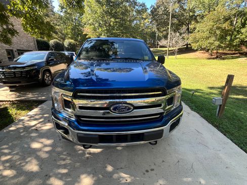 Used 2018 Ford F150 XLT image 4