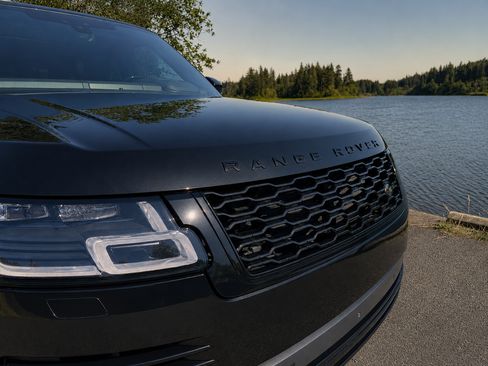 Used 2018 Land Rover Range Rover HSE AWD/4WD image 17