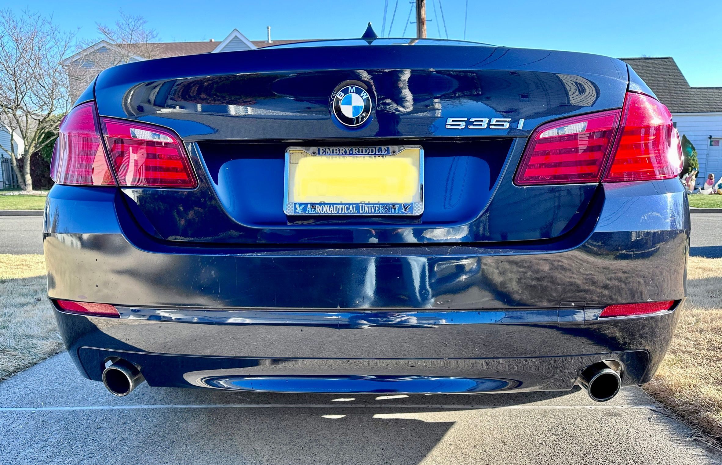 Used 2011 BMW 535i xDrive Sedan AWD/4WD image 5