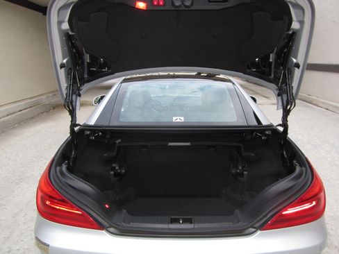 Used 2017 Mercedes-Benz SL 450 image 14