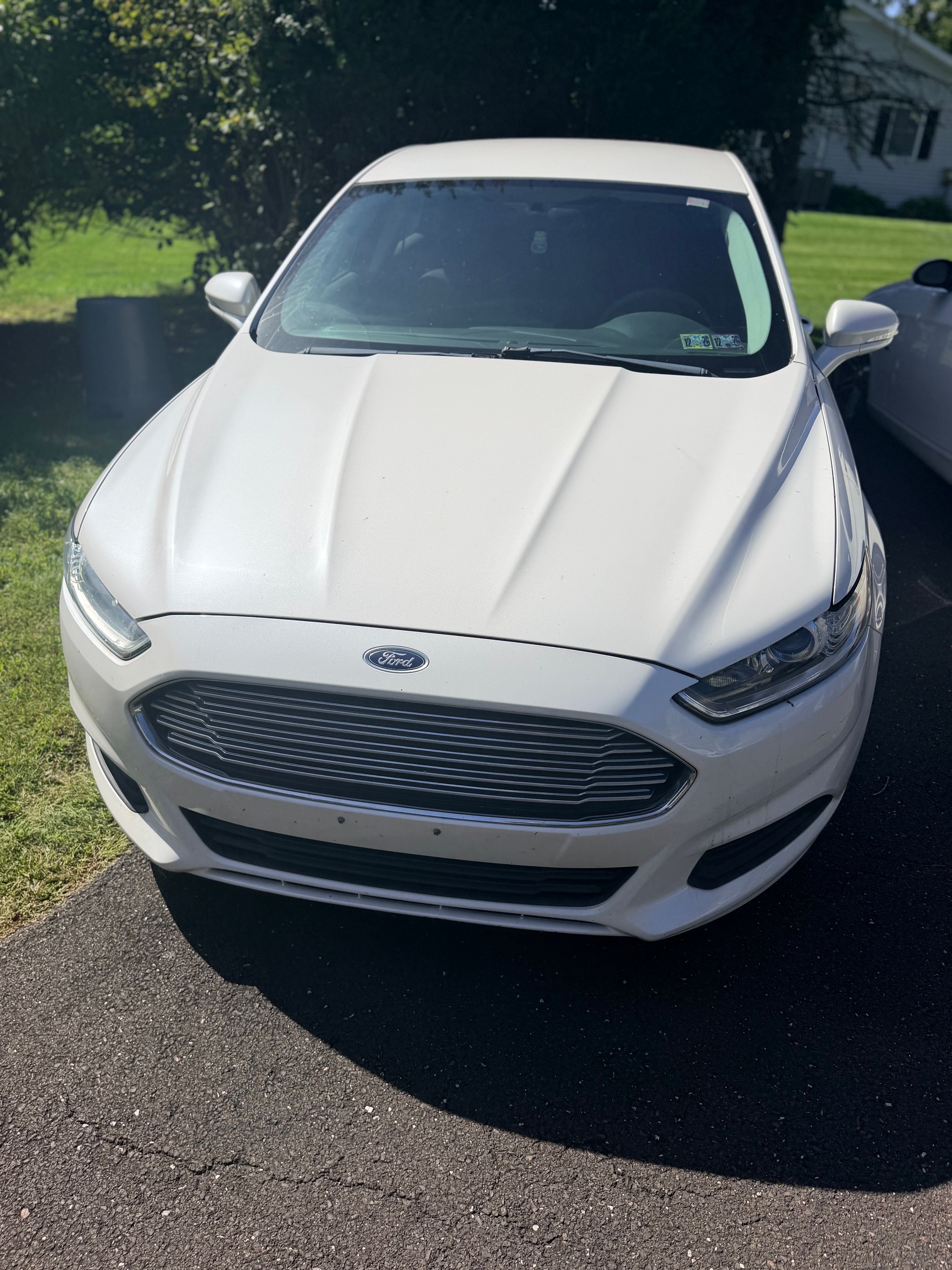Used 2016 Ford Fusion SE FWD image 16