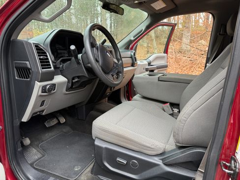 Used 2017 Ford F350 XLT image 8