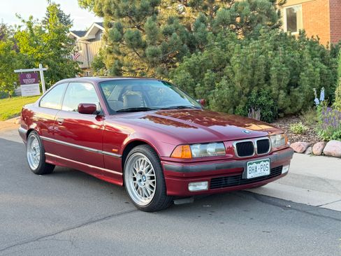 Used 1997 BMW 328iS Coupe RWD image 5