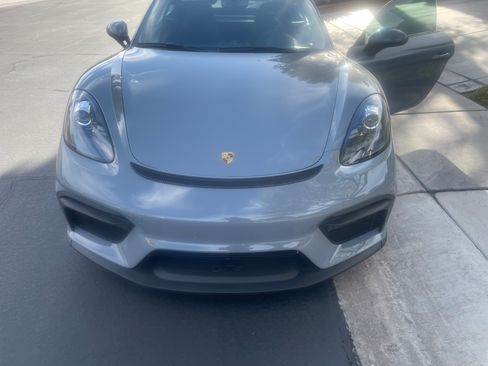 Used 2023 Porsche 718 Cayman GT4 RWD image 11
