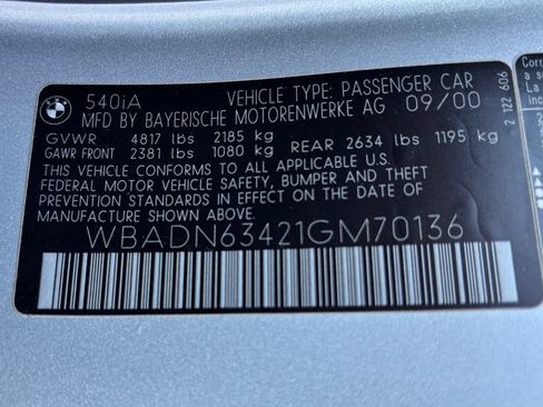 Used 2001 BMW 540i Sedan image 25